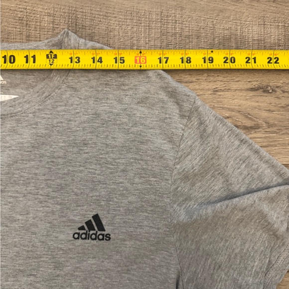 Adidas Men's Heather Gray Short Sleeve Tee - Picture 2 of 4
